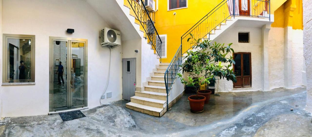 Casa Vacanza Resilienza マルサラ エクステリア 写真